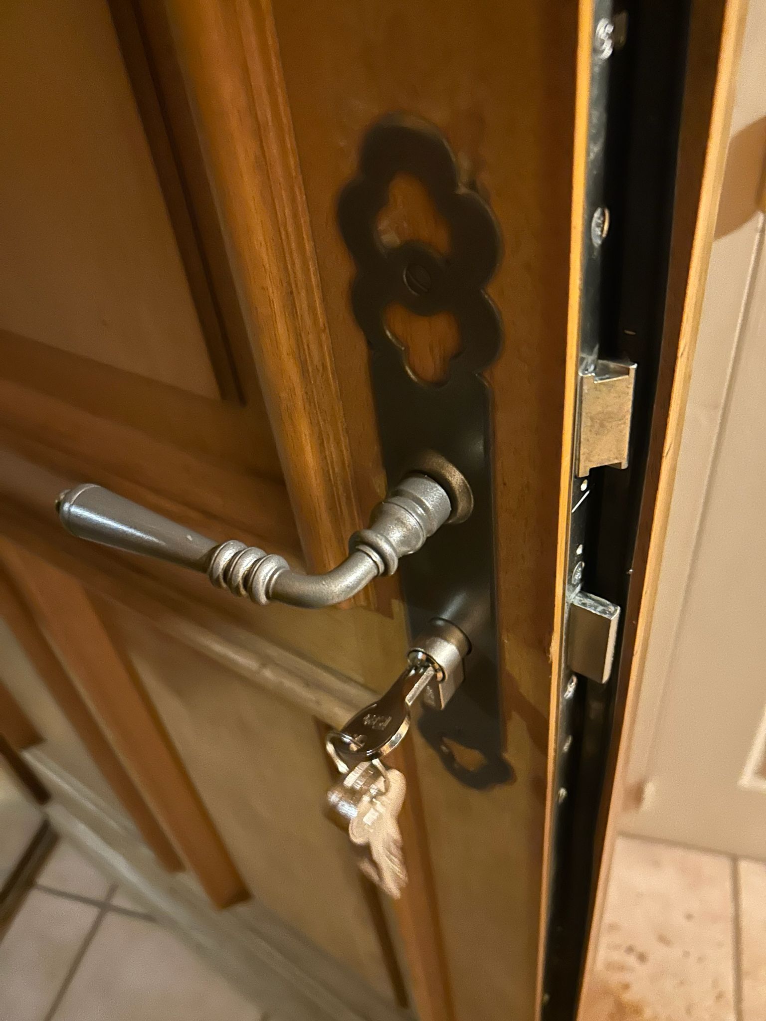 Remplacement d'un système de serrure HS — photo 1